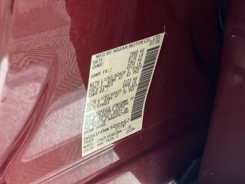 Used 2017 Nissan Titan SL AWD/4WD image 20