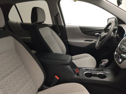 Used 2022 Chevrolet Equinox LT FWD image 21
