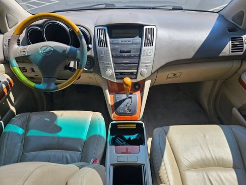 Used 2006 Lexus RX 330 FWD image 16