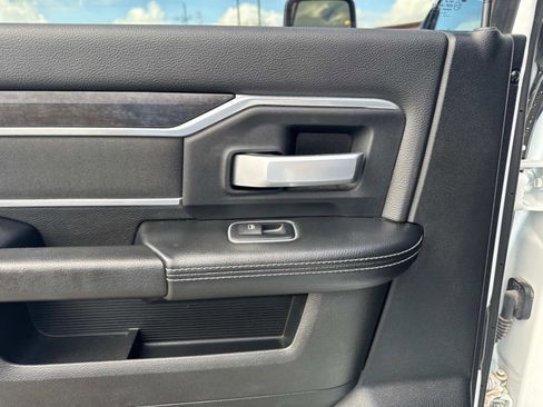 Used 2024 RAM 3500 Big Horn image 29