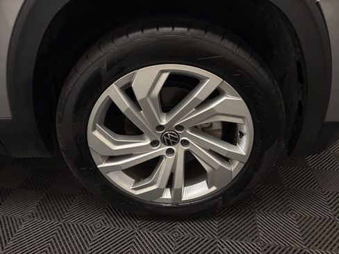 Used 2021 Volkswagen Atlas SE image 24