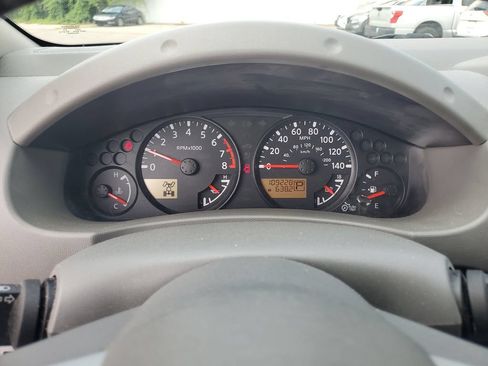 Used 2016 Nissan Frontier SV w/ SV Value Truck Package AWD/4WD image 15