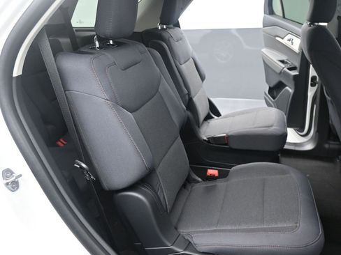 New 2026 Ford Explorer Active RWD image 18