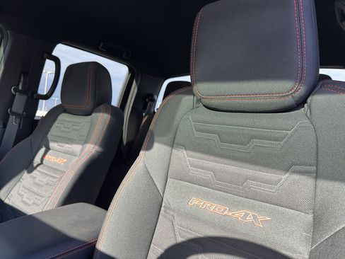 Used 2023 Nissan Frontier PRO-4X w/ Pro Convenience Package image 29