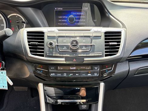 Used 2016 Honda Accord LX image 23