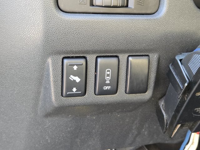 Used 2011 Nissan Titan PRO-4X w/ Pro-4x Technology Pkg AWD/4WD image 25