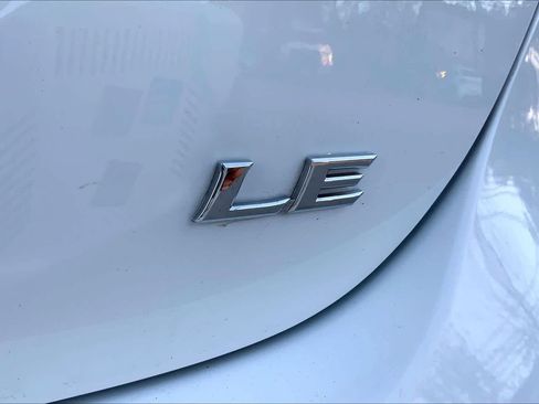 Used 2024 Toyota Camry LE w/ Convenience Package image 10