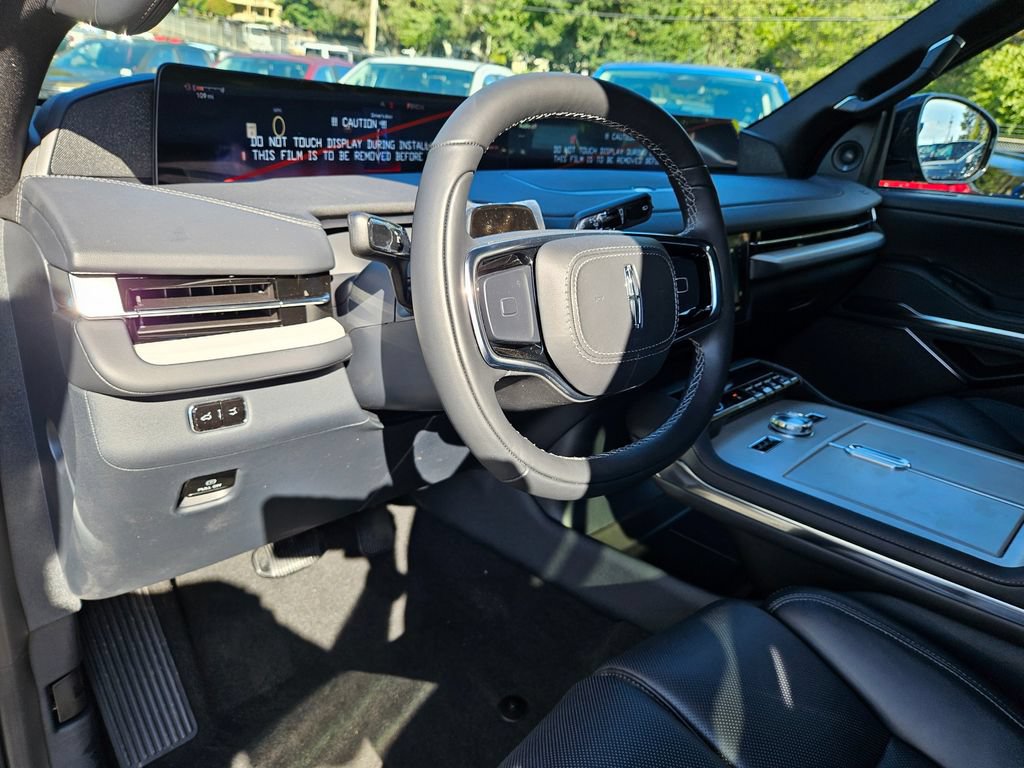 New 2027 Lincoln Navigator Reserve w/ Jet Appearance Package AWD/4WD image 20