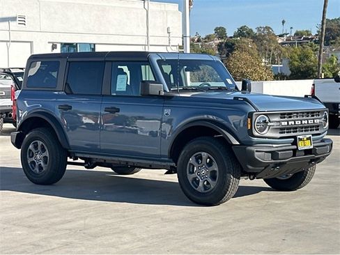 New 2025 Ford Bronco Big Bend image 3