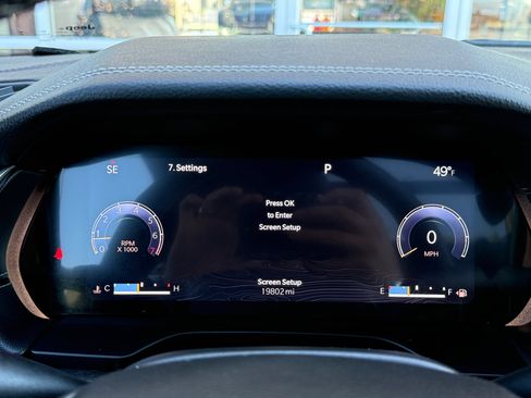 Used 2024 Jeep Grand Cherokee L Limited image 24