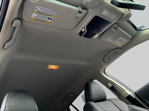 Used 2022 Subaru Outback Limited AWD/4WD image 27