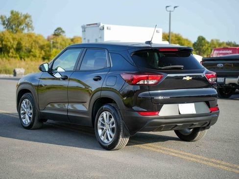 Used 2025 Chevrolet TrailBlazer LS w/ LS Convenience Package image 7