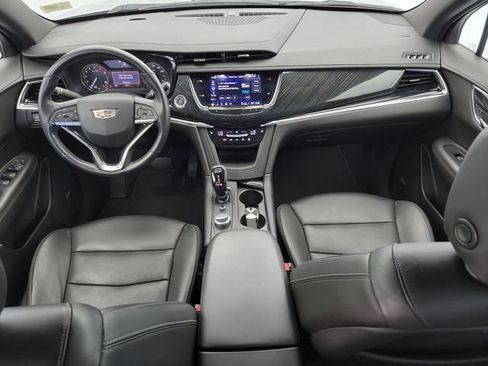 Used 2022 Cadillac XT6 Premium Luxury FWD image 17
