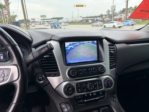 Used 2018 GMC Yukon XL SLT w/ Open Road Package AWD/4WD image 21