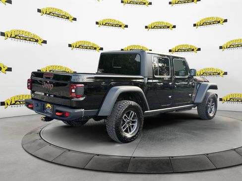 Used 2026 Jeep Gladiator Mojave AWD/4WD image 5