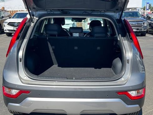 Certified 2023 Kia Niro EX FWD image 12