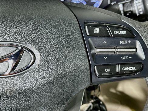 Used 2020 Hyundai Elantra SEL w/ Convenience Package (C2) FWD image 13