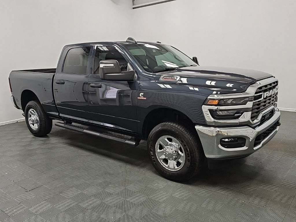 Used 2026 RAM 2500 Tradesman AWD/4WD image 3