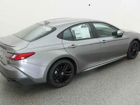 New 2026 Toyota Camry SE FWD image 9