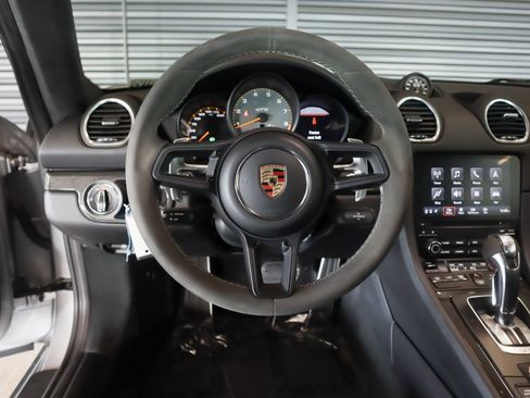 Certified 2021 Porsche 718 Cayman GT4 image 15