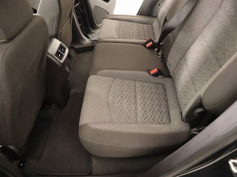 Used 2023 Chevrolet Equinox LT image 11