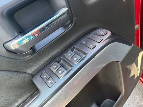 Used 2018 Chevrolet Silverado 1500 LT w/ All Star Edition AWD/4WD image 17