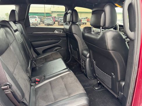 Used 2022 Jeep Grand Cherokee Laredo X AWD/4WD image 18