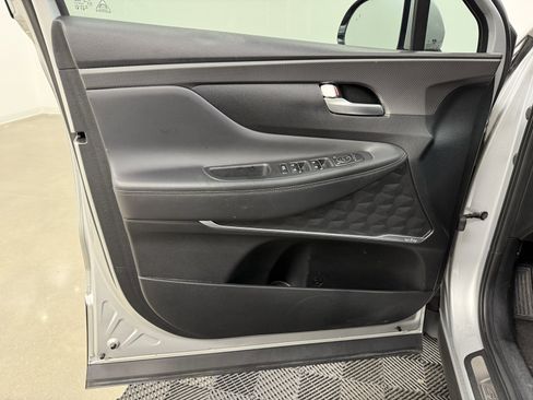 Used 2019 Hyundai Santa Fe Limited image 13