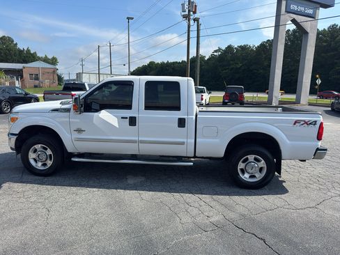 Used 2016 Ford F250 XLT w/ XLT Value Package AWD/4WD image 9