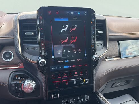 New 2025 RAM 1500 Limited AWD/4WD image 26