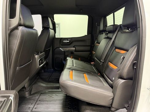 Used 2019 GMC Sierra 1500 AT4 w/ AT4 Premium Package AWD/4WD image 22