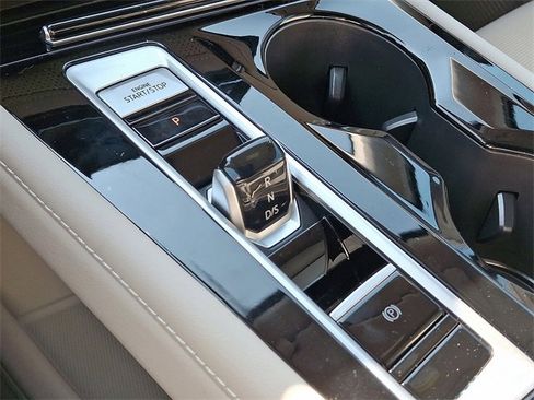 New 2026 Volkswagen Atlas SEL Premium R-Line image 10