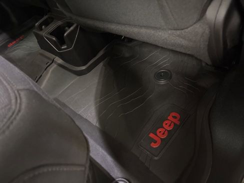 Used 2022 Jeep Gladiator Sport w/ Trailer Tow Package image 28