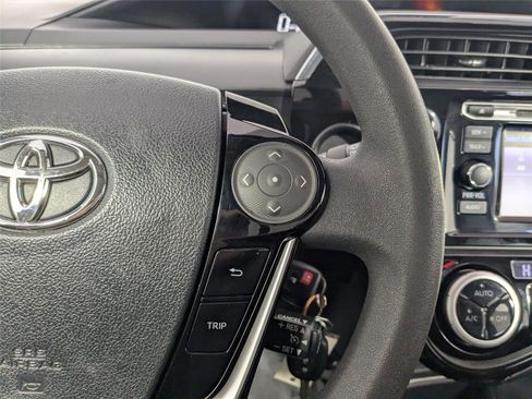 Used 2018 Toyota Prius C Two image 15