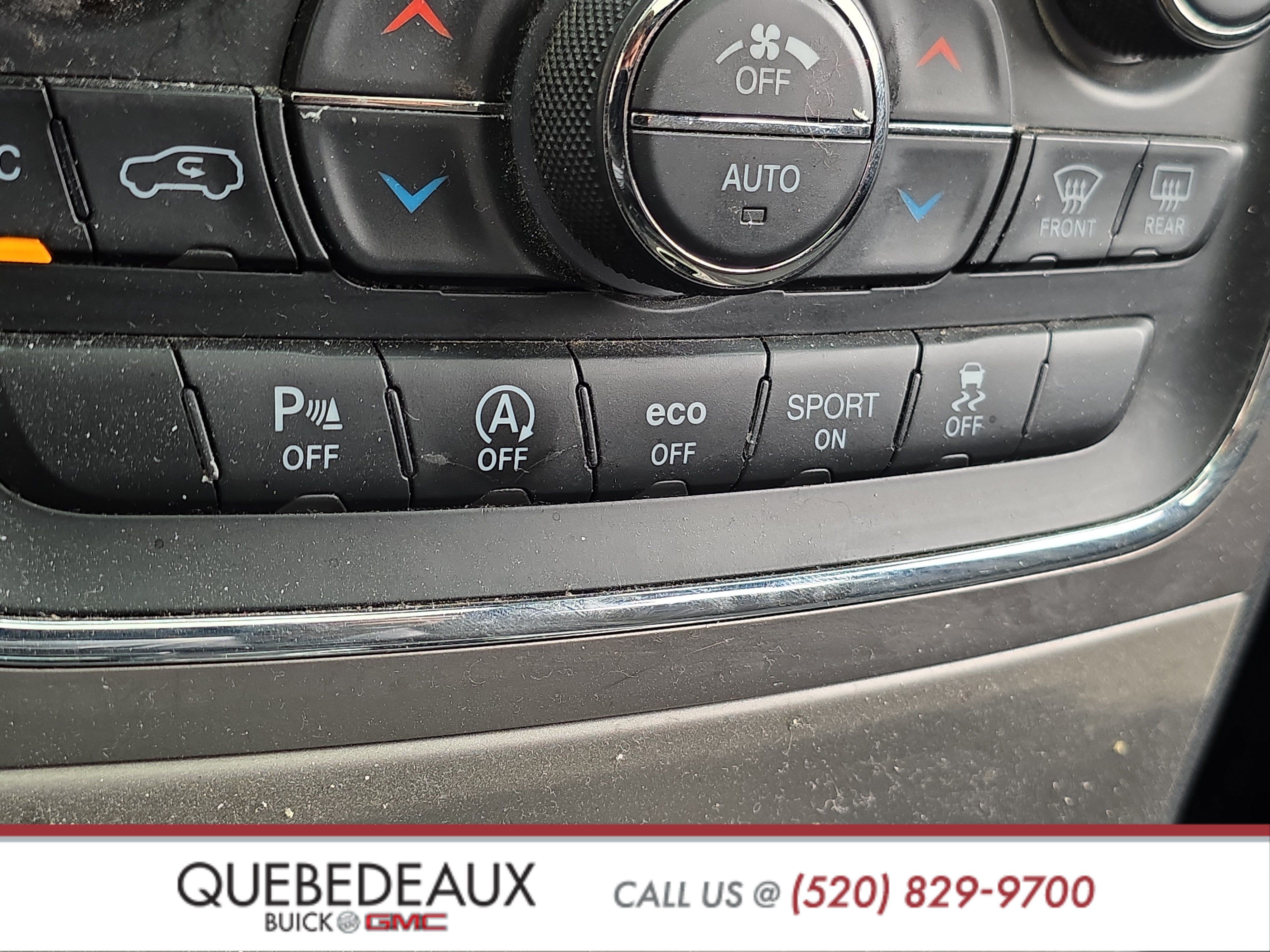 Used 2021 Jeep Grand Cherokee Laredo RWD image 36