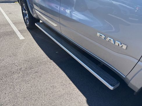 Used 2020 RAM 1500 Laramie AWD/4WD image 2
