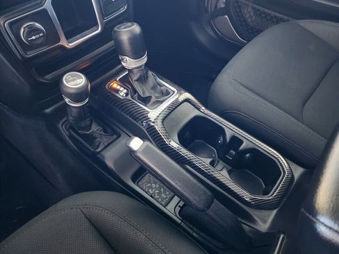 Used 2020 Jeep Wrangler Unlimited Sport image 47