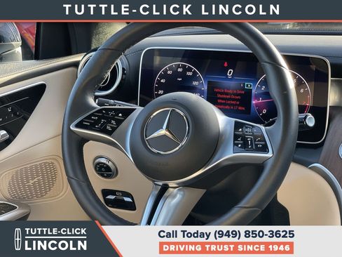 Used 2024 Mercedes-Benz GLC 300 4MATIC image 15