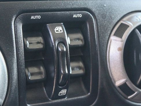 Used 2016 Jeep Wrangler Unlimited Sport w/ Quick Order Package 24S image 20