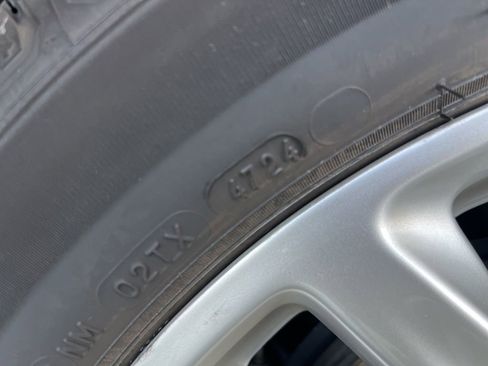 Used 2020 Buick Envision Premium w/ LPO, Cargo Package image 12