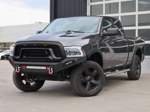Used 2020 RAM 1500 Classic Warlock AWD/4WD image 3