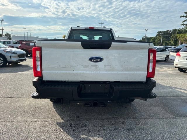 Used 2024 Ford F350 XL RWD image 4