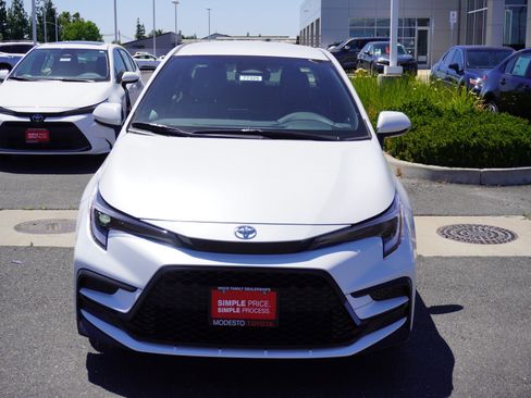 New 2026 Toyota Corolla SE FWD image 6