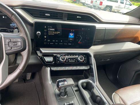 Used 2023 GMC Sierra 1500 Denali w/ Technology Package AWD/4WD image 25