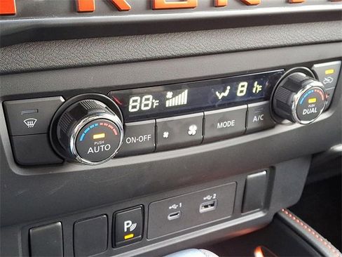 Certified 2025 Nissan Frontier PRO-4X w/ Tow Package image 18