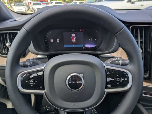 New 2026 Volvo XC60 B5 Plus w/ Protection Package Premier image 26