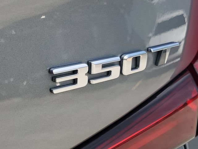 Certified 2024 Cadillac XT4 Luxury FWD image 8