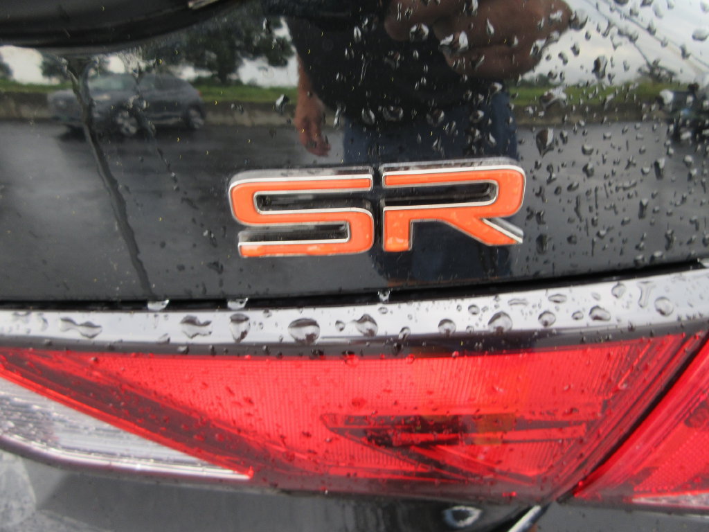Used 2025 Nissan Sentra SR FWD image 10