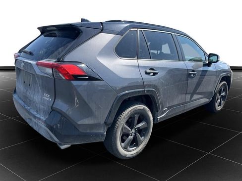 Used 2019 Toyota RAV4 XSE w/ XSE Weather Package AWD/4WD image 5