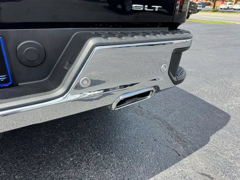 Used 2020 GMC Sierra 1500 SLT w/ SLT Premium Plus Package AWD/4WD image 10